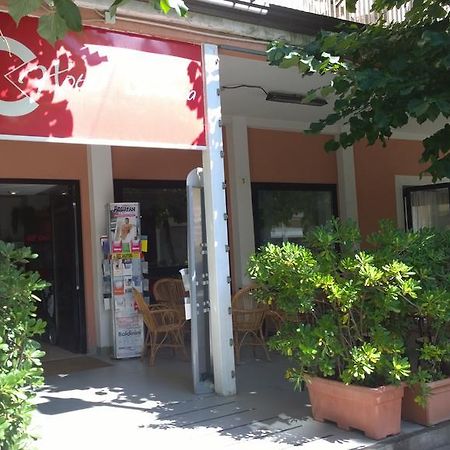 Hotel Canasta Rimini Dış mekan fotoğraf